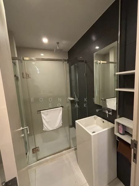 The Room BTS Wongwianyai, Bangkok, 44 KrungThonBuri Road, Khlong Ton Sai, Khlong San, Bangkok, 2 Bedrooms, 92 sqm, Condo For Rent, by Boonraksa Sopak, 500336702 - DDproperty.com