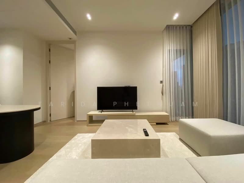 The Strand Thonglor, Bangkok, 36 Soi Sukhumvit 55, Khlong Tan Nua, Watthana, Bangkok, 1 Bedroom, 54 sqm, Condo For Rent, by Farida Phetnuam, 500336721 - DDproperty.com