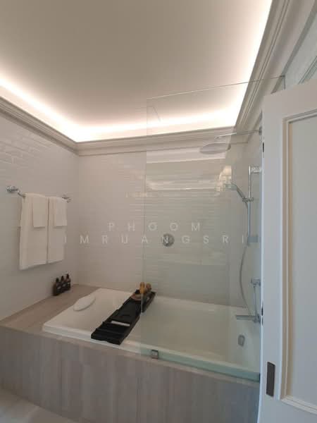 Eight Thonglor Residence, Bangkok, Eight Thonglor Building 88/36, Khlong Tan Nua, Watthana, Bangkok, 1 Bedroom, 81 sqm, Condo For Rent, by Phoom Imruangsri, 500336723 - DDproperty.com
