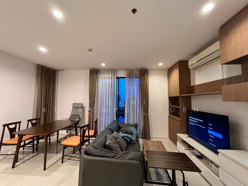 Villa Asoke, Bangkok, 1588 New Petchburi Road, Makkasan, Ratchathewi, Bangkok, 2 Bedrooms, 81 sqm, Condo For Rent, by Vichai Annavakulthorn, 500336745 - DDproperty.com