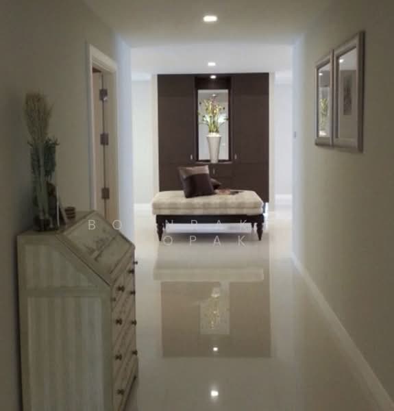 Rom Sai Residence : อาคารร่มไทร, กรุงเทพ, สุขุมวิท ซอย 55/25, คลองตันเหนือ, วัฒนา, กรุงเทพ, 240 ตร.ม., อพาร์ทเมนท์ ให้เช่า, โดย Boonraksa Sopak, 500336748 - DDproperty.com
