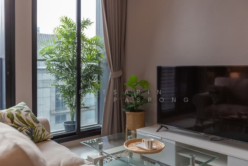 Noble Ploenchit, Bangkok, 1035 Ploenchit Road, Lumphini, Pathum Wan, Bangkok, 1 Bedroom, 45 sqm, Condo For Rent, by Ratsarin Sirinipaspong, 500336764 - DDproperty.com
