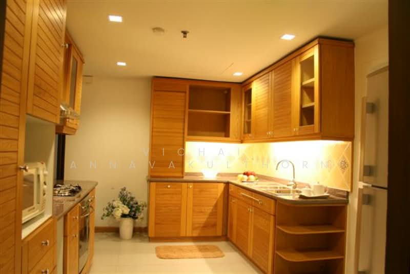 Mayfair Garden Apartment : เมย์แฟร์ การ์เดน อพาร์ทเมนท์, กรุงเทพ, 59 ซอย สุขุมวิท 16, คลองเตย, กรุงเทพ, 220 ตร.ม., คอนโด ให้เช่า, โดย Vichai  Annavakulthorn, 500336783 - DDproperty.com