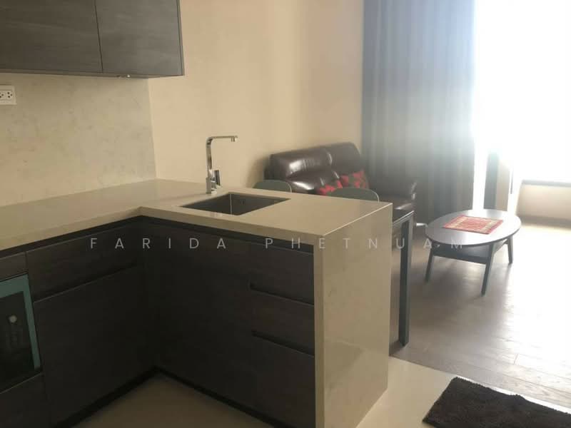 The Esse Asoke, Bangkok, 333 Soi Sukhumvit 21, Sukhumvit Road, Khlongtoei Nua, Watthana, Bangkok, 1 Bedroom, 37 sqm, Condo For Rent, by Farida Phetnuam, 500336789 - DDproperty.com