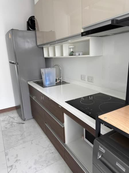 Supalai Elite Surawong, Bangkok, 222 Naret Rd, Si Phraya, Bang Rak, Bangkok, 1 Bedroom, 60 sqm, Condo For Rent, by Farida Phetnuam, 500336822 - DDproperty.com