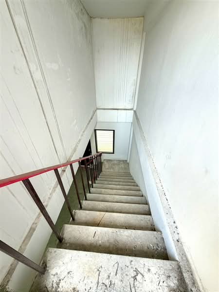ทาวน์โฮม 3 ชั้น 19 ตร.ว. หมู่บ้านเคหะบางพลี ถนนบางนา กม.23, Samut Prakan, ถนนบางนา กม.23, Bang Sao Thong, Samut Prakan, 2 Bedrooms, 150 sqm, Townhouse For Sale, by คุณ ฉัตรปวีณ์ ปัญญาชัยวิสิฐ (ปุ๊ก), 500336830 - DDproperty.com