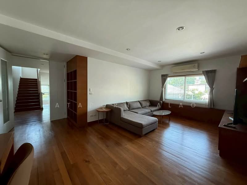 3-BR House, Bangkok, Khlong Tan Nua, Watthana, Bangkok, 3 Bedrooms, 250 sqm, Single Detached House For Rent, by Sataporn Jalao, 500336837 - DDproperty.com