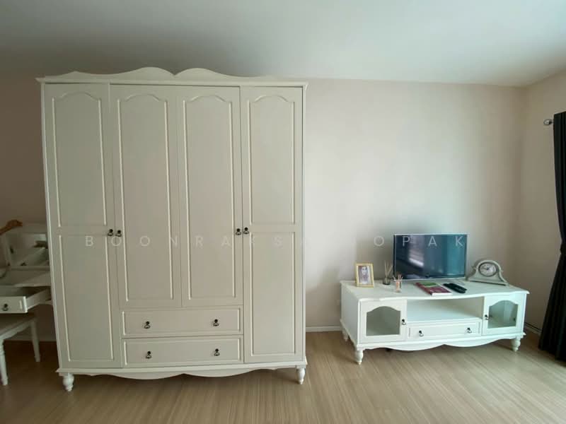 Baan Klang Muang Rama 9-Ramkhmahaeng, Bangkok, Soi Ramkhamhaeng 39, Phlapphla, Wang Thonglang, Bangkok, 3 Bedrooms, 160 sqm, Townhouse For Rent, by Boonraksa Sopak, 500336842 - DDproperty.com