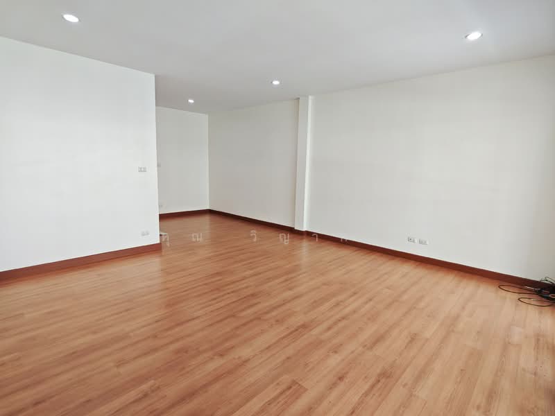 Vision Smart City (Wongsawang-Tiwanont), Nonthaburi, Nakhon In Road, Talat Kwan, Muang Nonthaburi, Nonthaburi, 3 Bedrooms, 720 sqm, Townhouse For Sale, by คุณ วิญากร, 500336862 - DDproperty.com