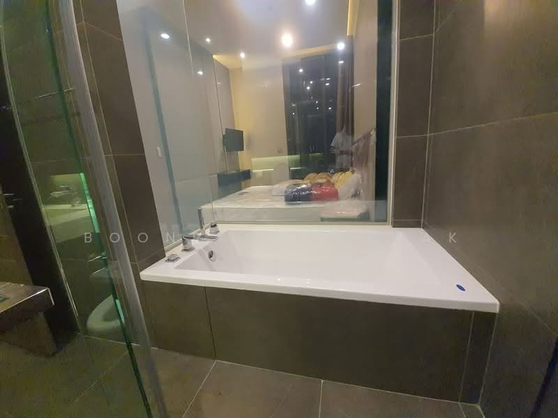 The Esse at Singha Complex, Bangkok, 1788 New Petchaburi Rd, Khlongtoei Nua, Watthana, Bangkok, 2 Bedrooms, 73 sqm, Condo For Rent, by Boonraksa Sopak, 500336881 - DDproperty.com