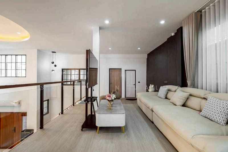undefined, Bangkok, Huai Khwang, Bangkok, 5 Bedrooms, 500 sqm, Single Detached House For Rent, by Sataporn Jalao, 500336934 - DDproperty.com