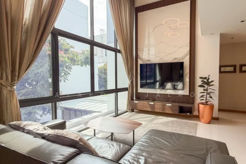 Parc Priva, Bangkok, Thiam Ruammit Road, Huai Khwang, Bangkok, 5 Bedrooms, 400 sqm, Single Detached House For Rent, by Sataporn Jalao, 500336940 - DDproperty.com