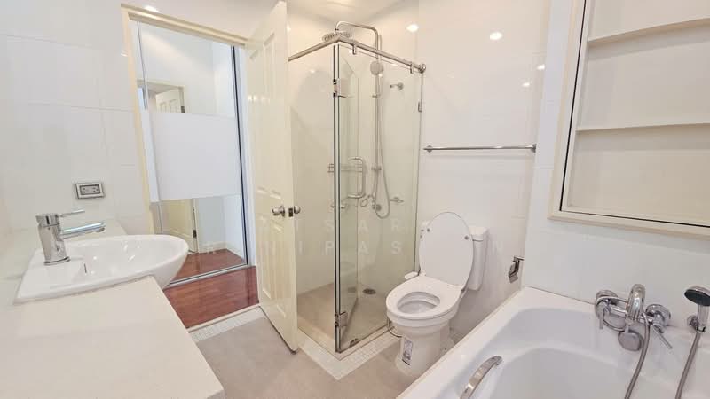 Siri Residence, Bangkok, 21 Soi Sukhumvit 24, Khong Tan, Khlong Toei, Bangkok, 1 Bedroom, 60 sqm, Condo For Sale, by Ratsarin Sirinipaspong, 500336954 - DDproperty.com