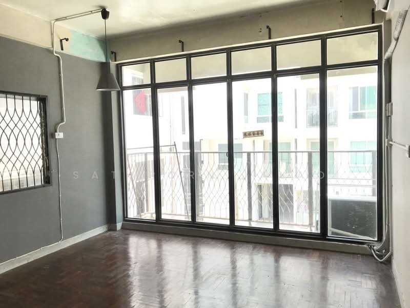 5-BR Townhouse, Bangkok, Silom, Bang Rak, Bangkok, 5 Bedrooms, 240 sqm, Townhouse For Rent, by Sataporn Jalao, 500336955 - DDproperty.com