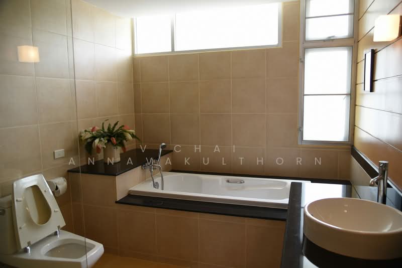 The Knight Sukhumvit 31, Bangkok, Khlongtoei Nua, Watthana, Bangkok, 3 Bedrooms, 160 sqm, Apartment For Rent, by Vichai  Annavakulthorn, 500336999 - DDproperty.com
