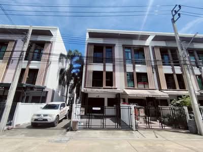 ขาย - Baan Klang Muang Kalpapruek : บ้านกลางเมือง กัลปพฤกษ์, กรุงเทพ