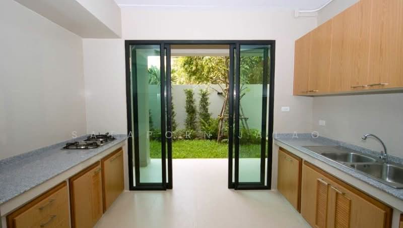 3-BR House, Bangkok, Khlong Tan Nua, Watthana, Bangkok, 3 Bedrooms, 380 sqm, Single Detached House For Rent, by Sataporn Jalao, 500337033 - DDproperty.com