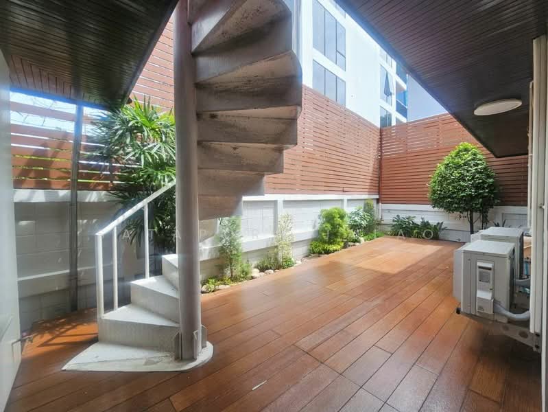 4-BR Semi-detached House, Bangkok, Samsen Nai, Phaya Thai, Bangkok, 4 Bedrooms, 310 sqm, Semi-Detached House (Twin House) For Sale, by Sataporn Jalao, 500337054 - DDproperty.com