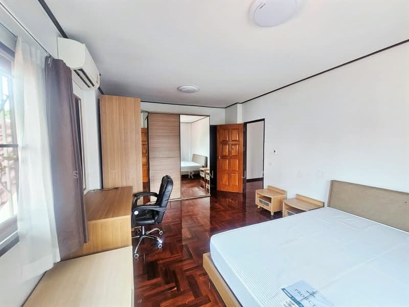 4-BR Semi-detached House, Bangkok, Samsen Nai, Phaya Thai, Bangkok, 4 Bedrooms, 310 sqm, Semi-Detached House (Twin House) For Sale, by Sataporn Jalao, 500337054 - DDproperty.com