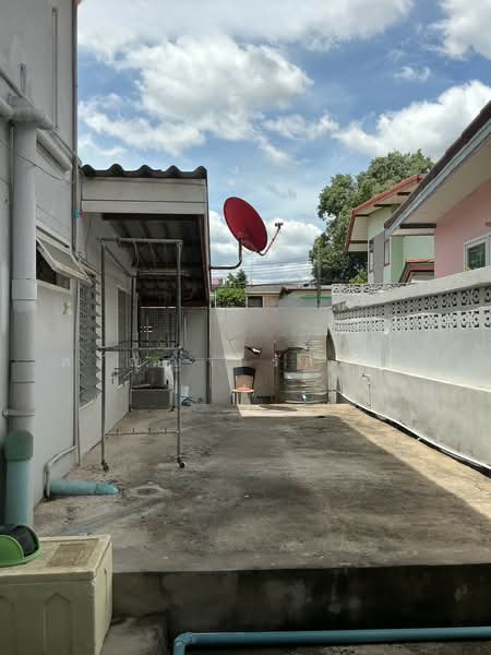 ขายบ้านเดี่ยวหลังใหญ่ 75.2 ตร.ว. พื้นที่รอบบ้าน ทำเลทองใกล้ทางด่วน, Nonthaburi, Bang Kruai, Nonthaburi, 4 Bedrooms, 130 sqm, Single Detached House For Sale, by สรัญญา รักมาก, 500337058 - DDproperty.com