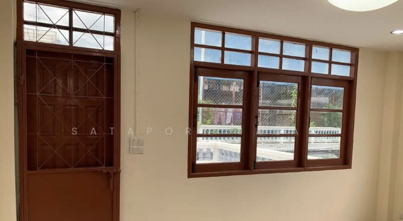 4-BR House, Bangkok, Khlong Ton Sai, Khlong San, Bangkok, 4 Bedrooms, 144 sqm, Single Detached House For Sale, by Sataporn Jalao, 500337096 - DDproperty.com