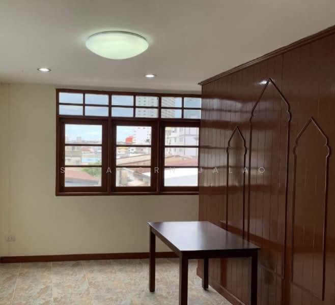 4-BR House, Bangkok, Khlong Ton Sai, Khlong San, Bangkok, 4 Bedrooms, 144 sqm, Single Detached House For Sale, by Sataporn Jalao, 500337096 - DDproperty.com