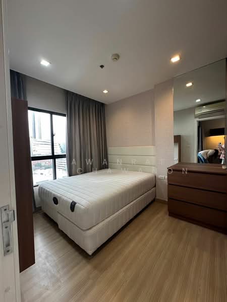 Urbano Absolute Sathon-Taksin, Bangkok, 345 Charoen Nakhon 14/2 Alley, Khlong Ton Sai, Khlong San, Bangkok, 1 Bedroom, 39 sqm, Condo For Rent, by Pawanrat Panchawanon, 500337099 - DDproperty.com