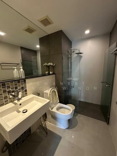 Urbano Absolute Sathon-Taksin, Bangkok, 345 Charoen Nakhon 14/2 Alley, Khlong Ton Sai, Khlong San, Bangkok, 1 Bedroom, 39 sqm, Condo For Rent, by Pawanrat Panchawanon, 500337099 - DDproperty.com