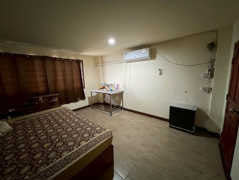 อาคารพาณิชย์ 3.5 ชั้น 16 ตร.ว. หมู่บ้านพนาสนธิ์ การ์เด้นโฮม1 ซอยหทัยราษฎร์33/2, กรุงเทพ, ถนนหทัยราษฏร์, สามวาตะวันตก, คลองสามวา, กรุงเทพ, 150 ตร.ม., ตึกแถว-อาคารพาณิชย์ ขาย, โดย คุณ แป้งพิม ไซรัน (มุกญ์), 500337104 - DDproperty.com