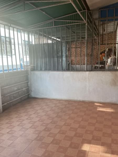 ทาวน์เฮ้าส์ท่าเสา อุตรดิตถ์, Uttaradit, Tha Sao, Muang Uttaradit, Uttaradit, 2 Bedrooms, 100 sqm, Townhouse For Sale, by The Best Property นิด, 500337106 - DDproperty.com