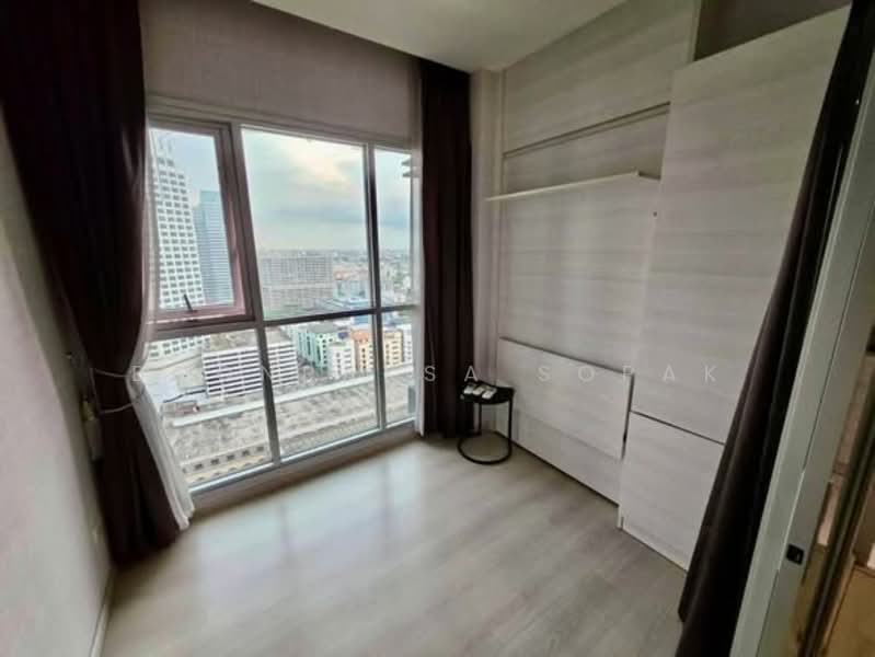 Life Ratchadapisek, Bangkok, 279 Ratchadapisaek Road, Huai Khwang, Bangkok, 2 Bedrooms, 46 sqm, Condo For Rent, by Boonraksa Sopak, 500337150 - DDproperty.com