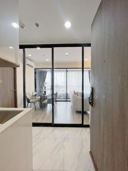 IDEO Mobi Asoke, Bangkok, New Petchaburi Road, Bang Kapi, Huai Khwang, Bangkok, 2 Bedrooms, 62 sqm, Condo For Sale, by Sarena Choengsamor, 500337152 - DDproperty.com
