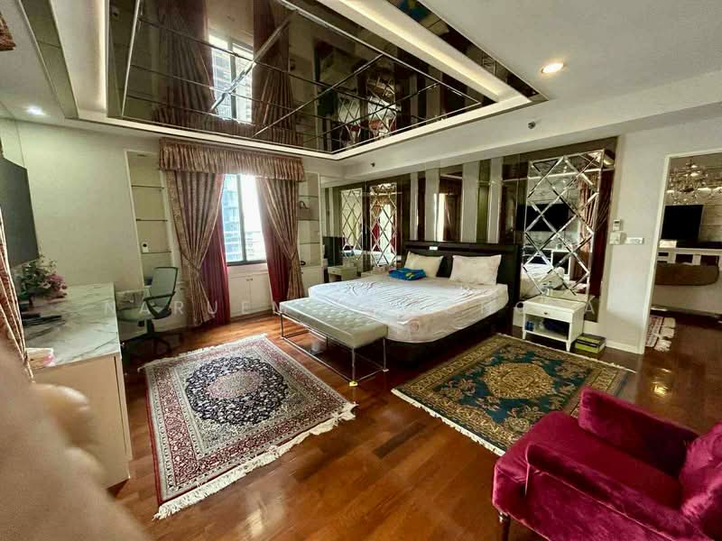 Las Colinas, Bangkok, Sukhumvit 21 Road, Khlongtoei Nua, Watthana, Bangkok, 2 Bedrooms, 187 sqm, Condo For Sale, by Naruemol Wongta, 500337155 - DDproperty.com