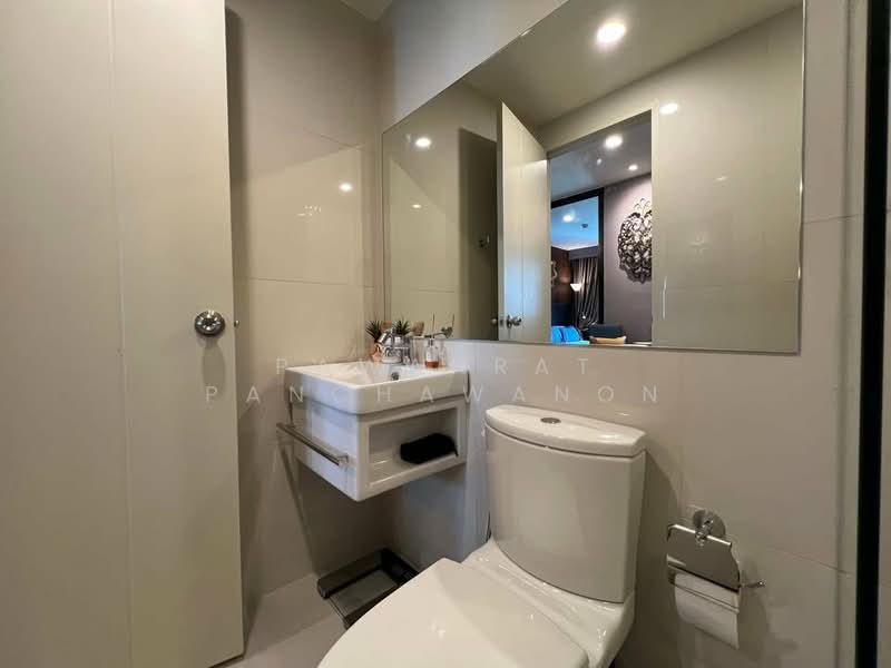 Life Asoke, Bangkok, Asoke-Dindang Road, Bang Kapi, Huai Khwang, Bangkok, 1 Bedroom, 35 sqm, Condo For Rent, by Pawanrat Panchawanon, 500337164 - DDproperty.com