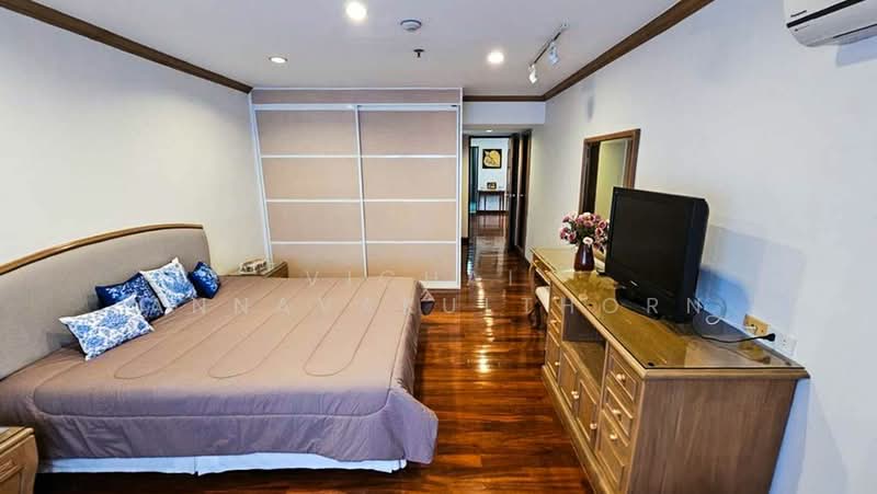 Baan Suanpetch, Bangkok, 18 Soi Sukhumvit 39, Khlong Tan Nua, Watthana, Bangkok, 2 Bedrooms, 136 sqm, Condo For Rent, by Vichai Annavakulthorn, 500337174 - DDproperty.com
