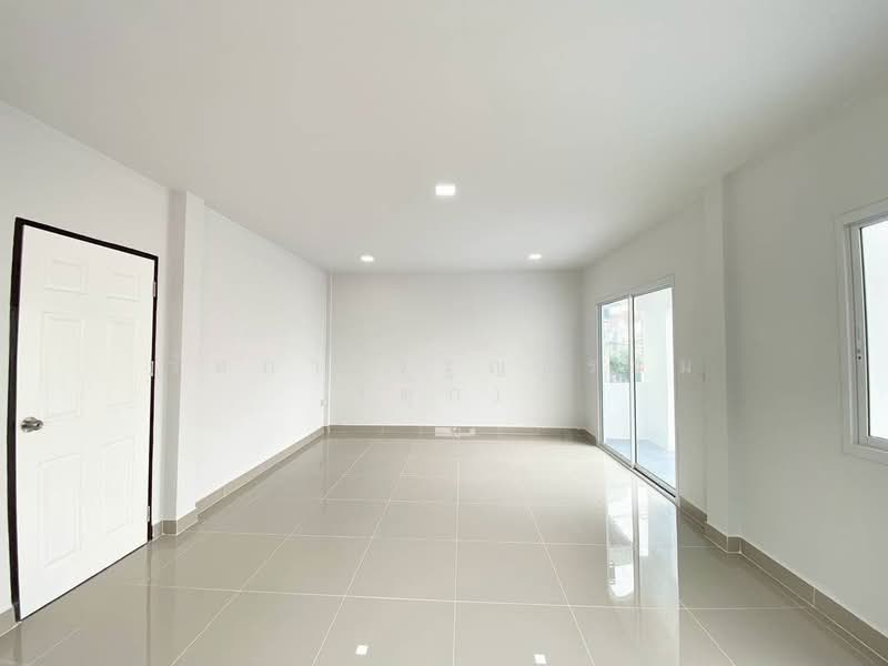 lapawan 1, Nonthaburi, รัตนาธิเบศร์, Bang Rak Pattana, Bang Bua Thong, Nonthaburi, 4 Bedrooms, 125 sqm, Townhouse For Sale, by Wanlapa Charoonthum, 500337215 - DDproperty.com