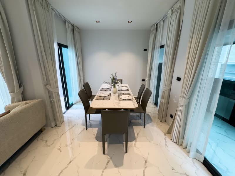 89 Residence Ratchada-Rama 9, Bangkok, Huai Khwang, Bangkok, 4 Bedrooms, 250 sqm, Single Detached House For Rent, by รมิดา แก้วรัตน์, 500337270 - DDproperty.com