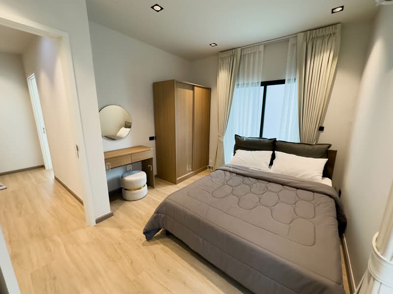 89 Residence Ratchada-Rama 9, Bangkok, Huai Khwang, Bangkok, 4 Bedrooms, 250 sqm, Single Detached House For Rent, by รมิดา แก้วรัตน์, 500337270 - DDproperty.com