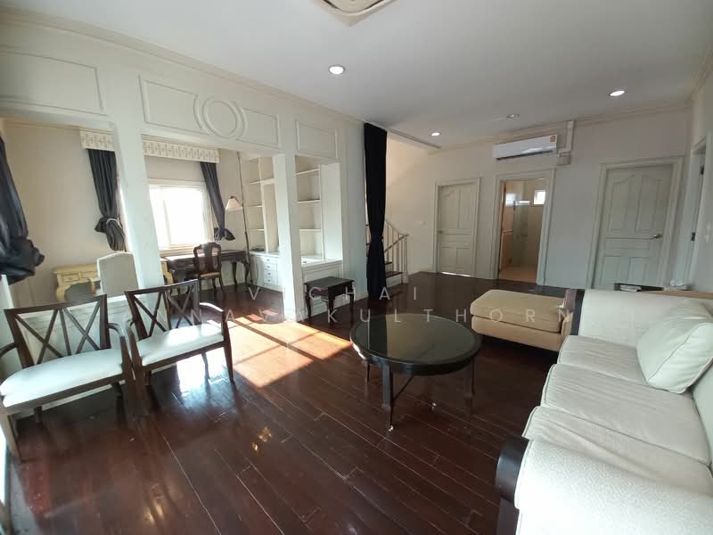 4-BR Semi-detached House, Bangkok, Bang Chak, Phra Khanong, Bangkok, 4 Bedrooms, 395 sqm, Semi-Detached House (Twin House) For Rent, by Vichai Annavakulthorn, 500337277 - DDproperty.com