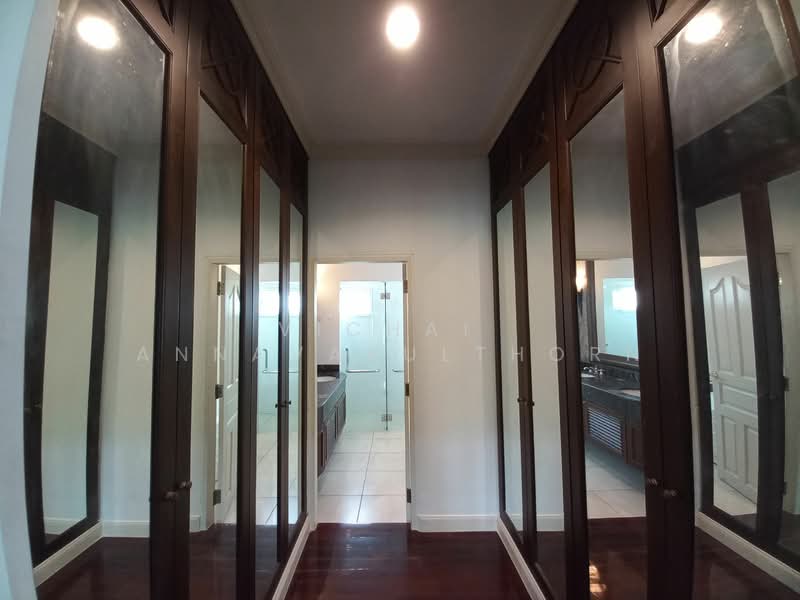 4-BR Semi-detached House, Bangkok, Bang Chak, Phra Khanong, Bangkok, 4 Bedrooms, 395 sqm, Semi-Detached House (Twin House) For Rent, by Vichai Annavakulthorn, 500337277 - DDproperty.com
