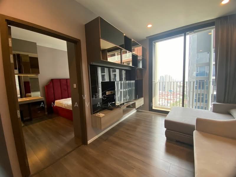 Whizdom Essence, Bangkok, 5 Piyabutr 1 Alley, Bang Chak, Phra Khanong, Bangkok, 1 Bedroom, 45 sqm, Condo For Rent, by Vichai Annavakulthorn, 500337283 - DDproperty.com