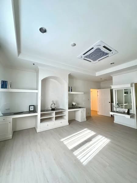 G.P. Grande Tower, Bangkok, 55 Sukhumvit 23, Khlongtoei Nua, Watthana, Bangkok, 4 Bedrooms, 400 sqm, Apartment For Rent, by Boonraksa Sopak, 500337311 - DDproperty.com
