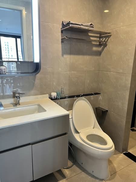 One9Five Asoke-Rama 9, Bangkok, 195 Soi Rama 9 Soi 5, Huai Khwang, Bangkok, 2 Bedrooms, 69 sqm, Condo For Rent, by Boonraksa Sopak, 500337342 - DDproperty.com