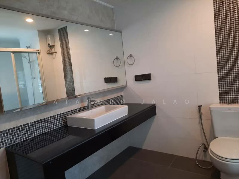 Prasanmitr Place, Bangkok, 154 Sukhumvit 21, Soi 1, Khlongtoei Nua, Watthana, Bangkok, 2 Bedrooms, 140 sqm, Condo For Rent, by Sataporn Jalao, 500337358 - DDproperty.com