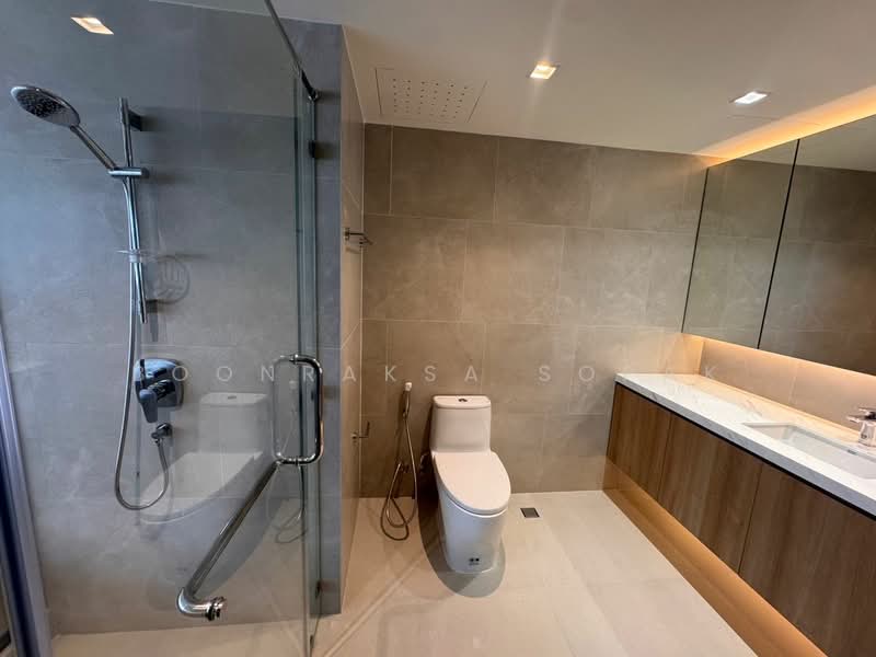 Lake Avenue Sukhumvit 16, Bangkok, Soi Sammitr Sukhumvit Road, Khlong Tan Nua, Watthana, Bangkok, 1 Bedroom, 93 sqm, Condo For Rent, by Boonraksa Sopak, 500337359 - DDproperty.com