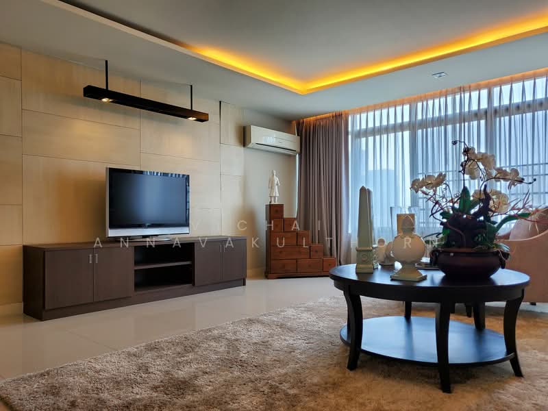 Rom Sai Residence, Bangkok, Sukhumvit Soi 55/25, Khlong Tan Nua, Watthana, Bangkok, 3 Bedrooms, 240 sqm, Apartment For Rent, by Vichai  Annavakulthorn, 500337370 - DDproperty.com
