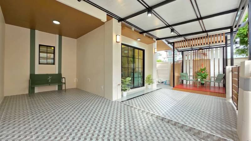 Pruksa Ville 33 Pinklao-Wongwaen 2, Nonthaburi, Kanchanapisek Road (Soi Wat Som Kliang-Wat Phraek), Plai Bang, Bang Kruai, Nonthaburi, 4 Bedrooms, 125 sqm, Townhouse For Sale, by Wanlapa Charoonthum, 500337372 - DDproperty.com