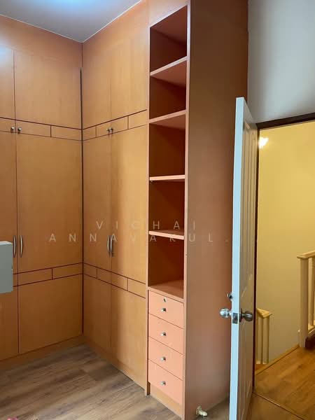 undefined, Bangkok, Chan Kasem, Chatuchak, Bangkok, 3 Bedrooms, 200 sqm, Townhouse For Rent, by Vichai  Annavakulthorn, 500337380 - DDproperty.com