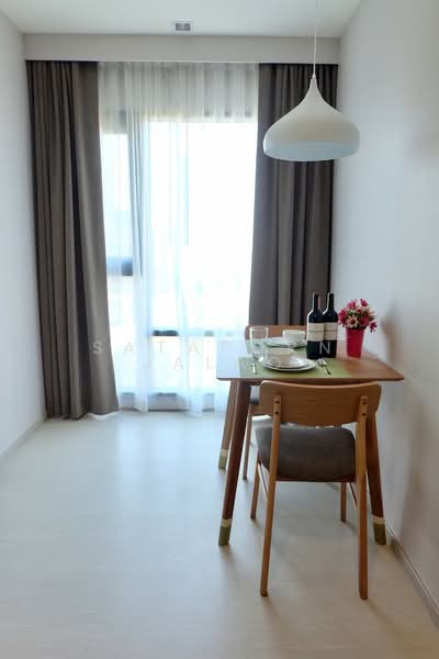 Rhythm Sukhumvit 36-38, Bangkok, 55 Soi Sukhumvit 36, Sukhumvit Road, Phra Kanong, Khlong Toei, Bangkok, 1 Bedroom, 33 sqm, Condo For Rent, by Sataporn Jalao, 500337402 - DDproperty.com