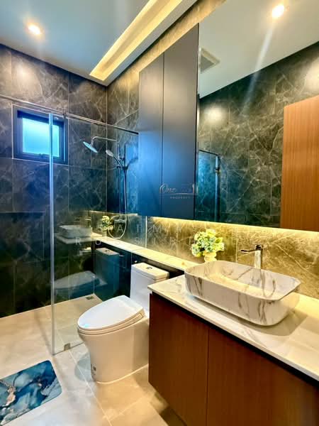 Baan Mae Bibury (Phase 2), Chon Buri (Pattaya), Thung Klom - Tan Man 18 Rd, Nong Pru, Bang Lamung (Pattaya), Chon Buri (Pattaya), 5 Bedrooms, 420 sqm, Villa For Rent, by Saimaii Russiphat, 500337412 - DDproperty.com